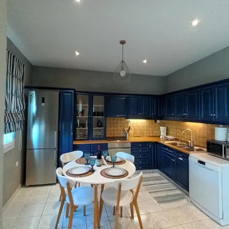 Blue House شقة *