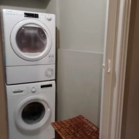 Blue House Apartment